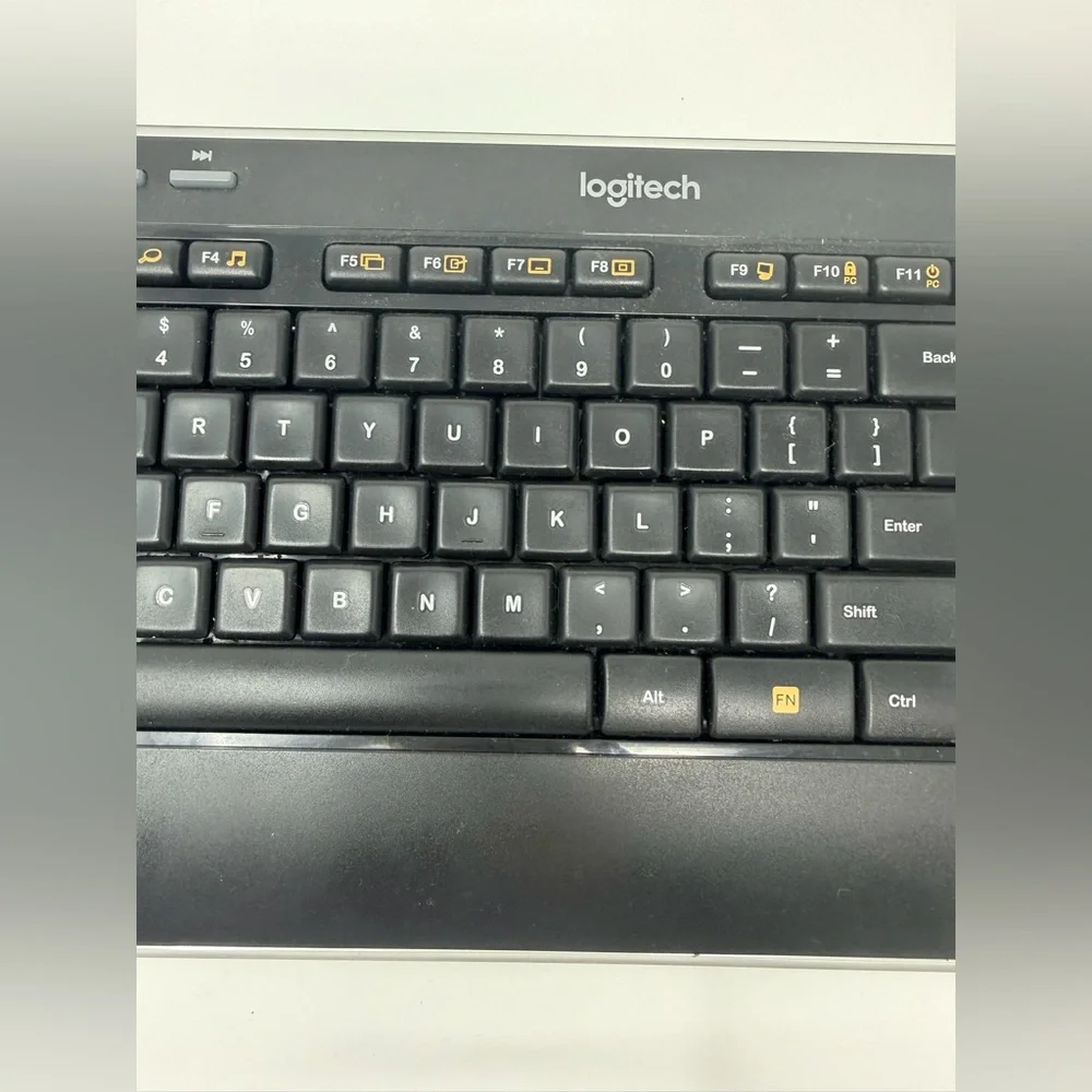 Logitech Wireless Keyboard Full Size Portable Gaming Work Office Typing College